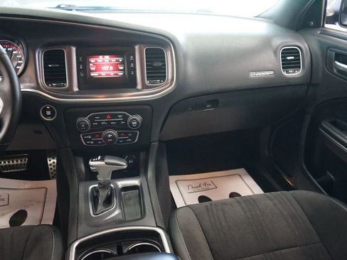 Used 2017 Dodge Charger R/T Scat Pack RWD image 12