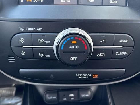 Used 2019 Kia Soul w/ Convenience Package image 27