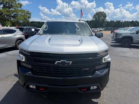 Used 2021 Chevrolet Silverado 1500 LT Trail Boss w/ Bed Protection Package AWD/4WD image 2