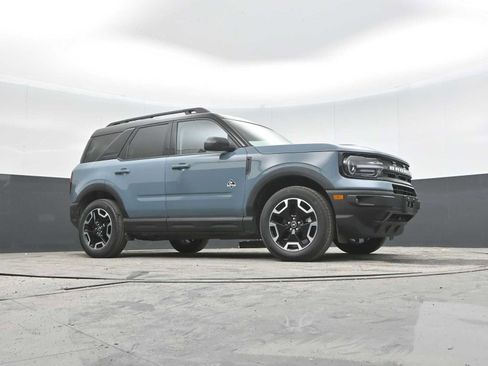 Used 2023 Ford Bronco Sport Outer Banks w/ Tech Package AWD/4WD image 27