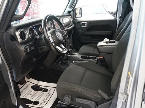 Used 2021 Jeep Wrangler Unlimited Sahara AWD/4WD image 23