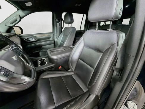 Used 2021 Chevrolet Suburban Z71 AWD/4WD image 12