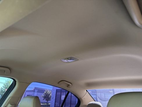 Used 2011 Honda Accord SE image 6