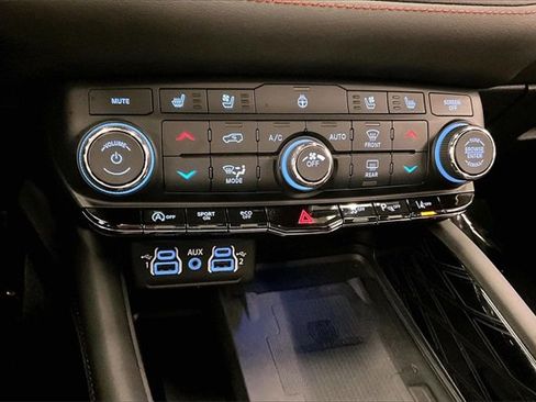 Used 2024 Dodge Durango Citadel image 28