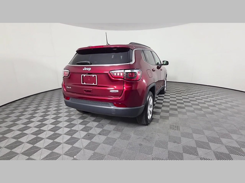 Used 2022 Jeep Compass Latitude AWD/4WD image 42