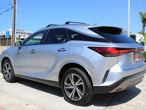 Used 2025 Lexus RX 350 Premium w/ Accessory Package FWD image 3