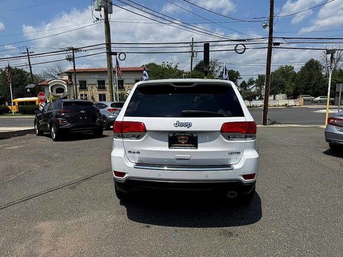 Used 2018 Jeep Grand Cherokee Limited image 5