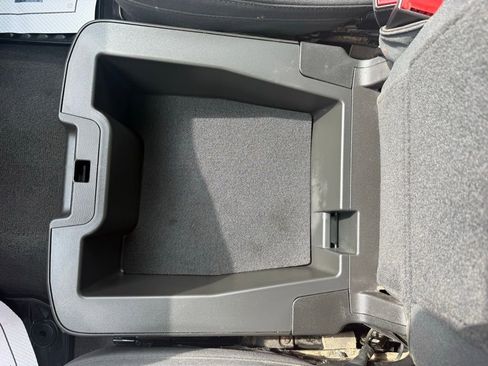 Used 2020 Chevrolet Silverado 1500 LT image 43