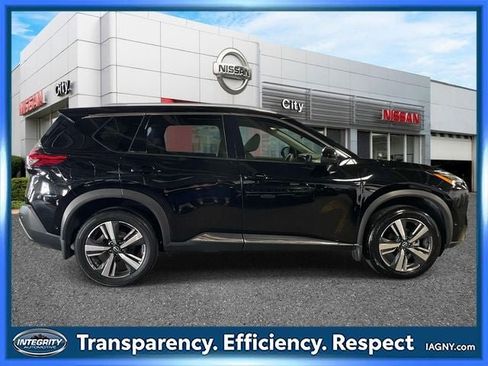 Used 2023 Nissan Rogue SL w/ SL Premium Package AWD/4WD image 5