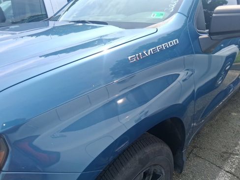 Used 2024 Chevrolet Silverado 1500 Custom RWD image 9