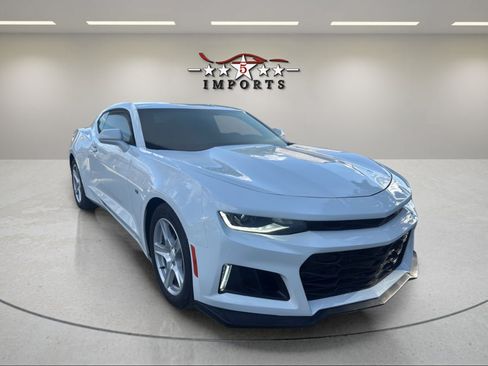 Used 2017 Chevrolet Camaro LS RWD image 7