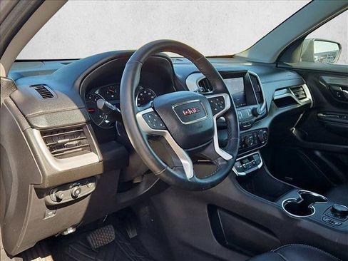 Certified 2024 GMC Terrain SLT w/ Infotainment Package II AWD/4WD image 10