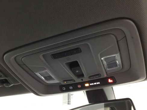 Used 2020 Chevrolet Silverado 1500 LT Trail Boss image 29