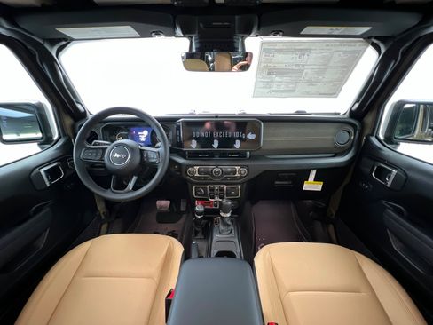 New 2026 Jeep Gladiator Willys AWD/4WD image 9
