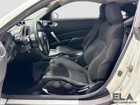 Used 2008 Nissan 350Z Enthusiast w/ Cargo Convenience Pkg RWD image 21