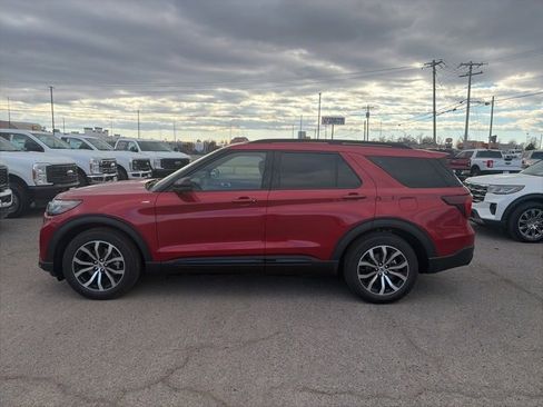 New 2026 Ford Explorer ST-Line image 3
