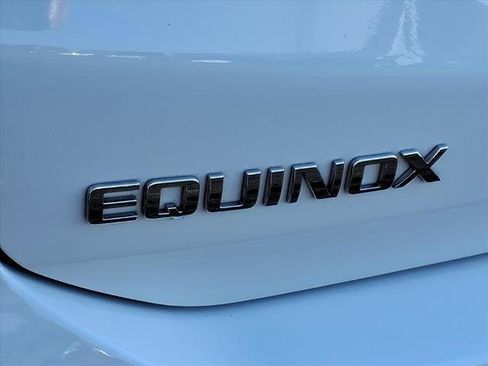 Used 2024 Chevrolet Equinox LT image 32
