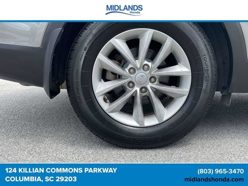 Used 2017 Kia Sorento FWD w/ LX Convenience Package image 7