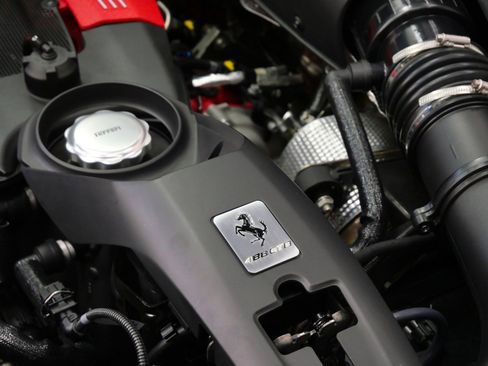 Used 2018 Ferrari 488 GTB image 48