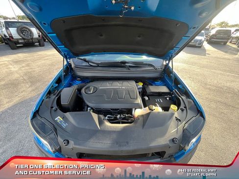 Used 2020 Jeep Cherokee Trailhawk w/ Cold Weather Group image 30