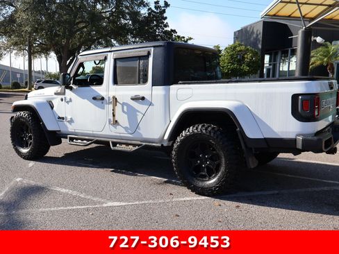 Used 2021 Jeep Gladiator Willys image 6