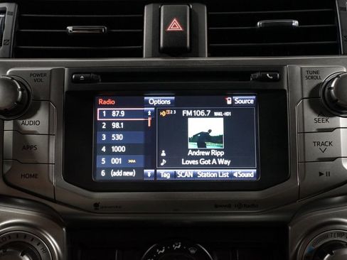 Certified 2019 Toyota 4Runner SR5 AWD/4WD image 18