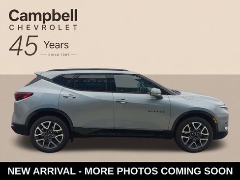 Used 2025 Chevrolet Blazer RS FWD image 6