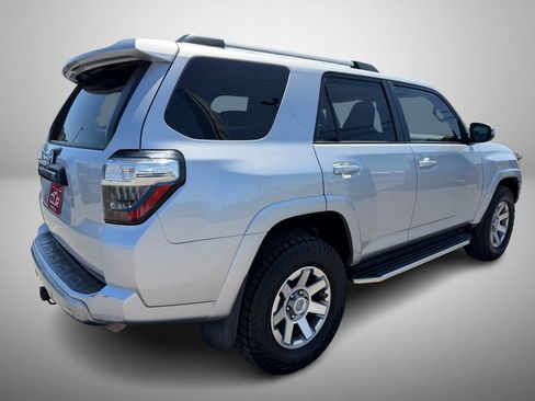 Used 2016 Toyota 4Runner Trail Premium AWD/4WD image 3