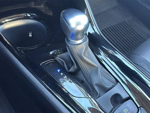 Used 2021 Toyota C-HR Limited image 26