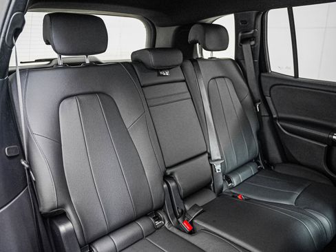 Certified 2025 Mercedes-Benz GLB 250 image 14