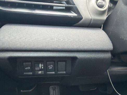 Used 2023 Subaru Outback Premium AWD/4WD image 15