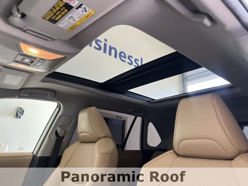 Used 2020 Toyota RAV4 Limited image 24