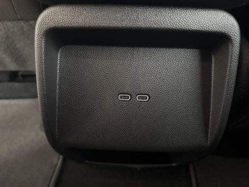 New 2026 Chevrolet Equinox EV LT image 13