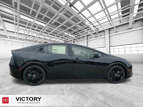 New 2026 Toyota Prius Plug-In Hybrid image 2