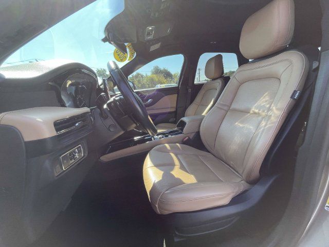 Used 2020 Lincoln Corsair Reserve w/ Equipment Group 201A FWD image 18
