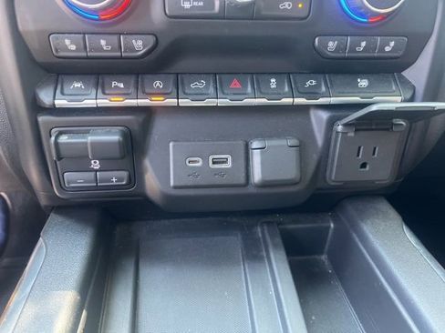 Used 2020 Chevrolet Silverado 1500 High Country AWD/4WD image 6