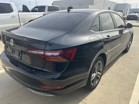 Used 2019 Volkswagen Jetta S image 10