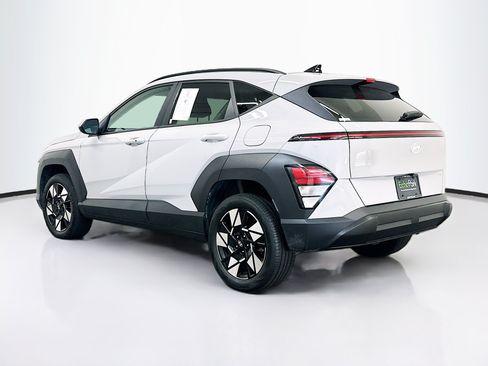 Used 2024 Hyundai Kona SEL AWD/4WD image 5