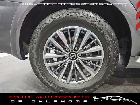 Used 2022 Nissan Armada SL w/ Captain's Chairs Package AWD/4WD image 43