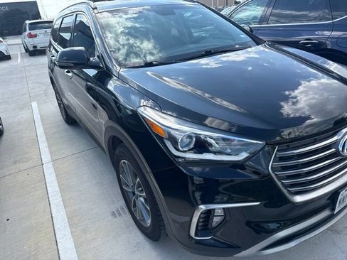 Used 2019 Hyundai Santa Fe XL SE w/ SE Premium Package 02 FWD image 2
