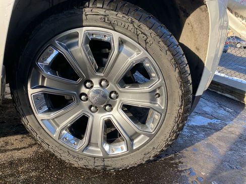 Used 2015 GMC Yukon Denali w/ Touring Package image 51