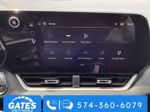 Used 2026 Chevrolet Equinox LT FWD image 3