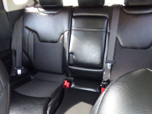Used 2019 Jeep Compass Latitude AWD/4WD image 15
