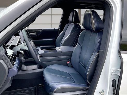 Certified 2026 INFINITI QX80 4WD image 25