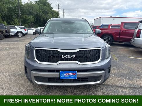 Used 2023 Kia Telluride EX w/ EX Captain's Chair Package FWD image 7