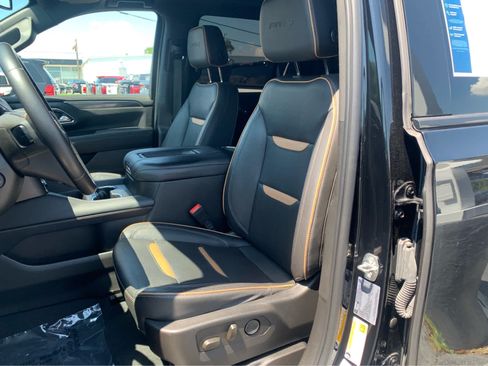 Used 2022 GMC Yukon AT4 AWD/4WD image 11