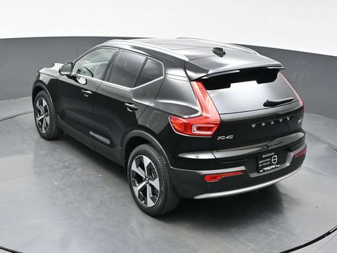 Used 2023 Volvo XC40 B5 Plus w/ Driver Assist Package AWD/4WD image 35