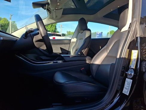 Used 2020 Tesla Model 3 Standard Range Plus RWD image 14