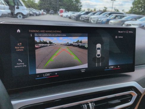 Certified 2023 BMW i4 eDrive35 w/ Premium Package RWD image 32