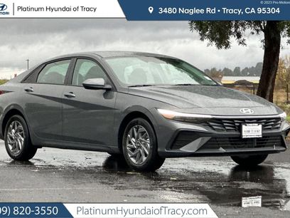 New 2026 Hyundai Elantra Blue